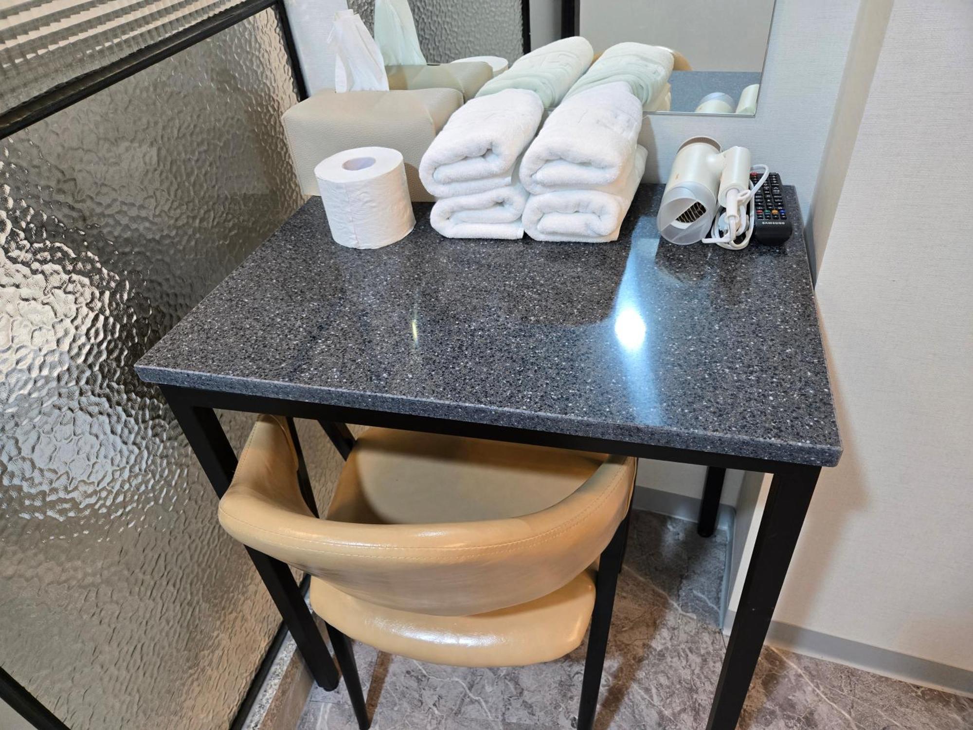 K-Stay Guesthouse Dongdaemun Seul Cameră foto